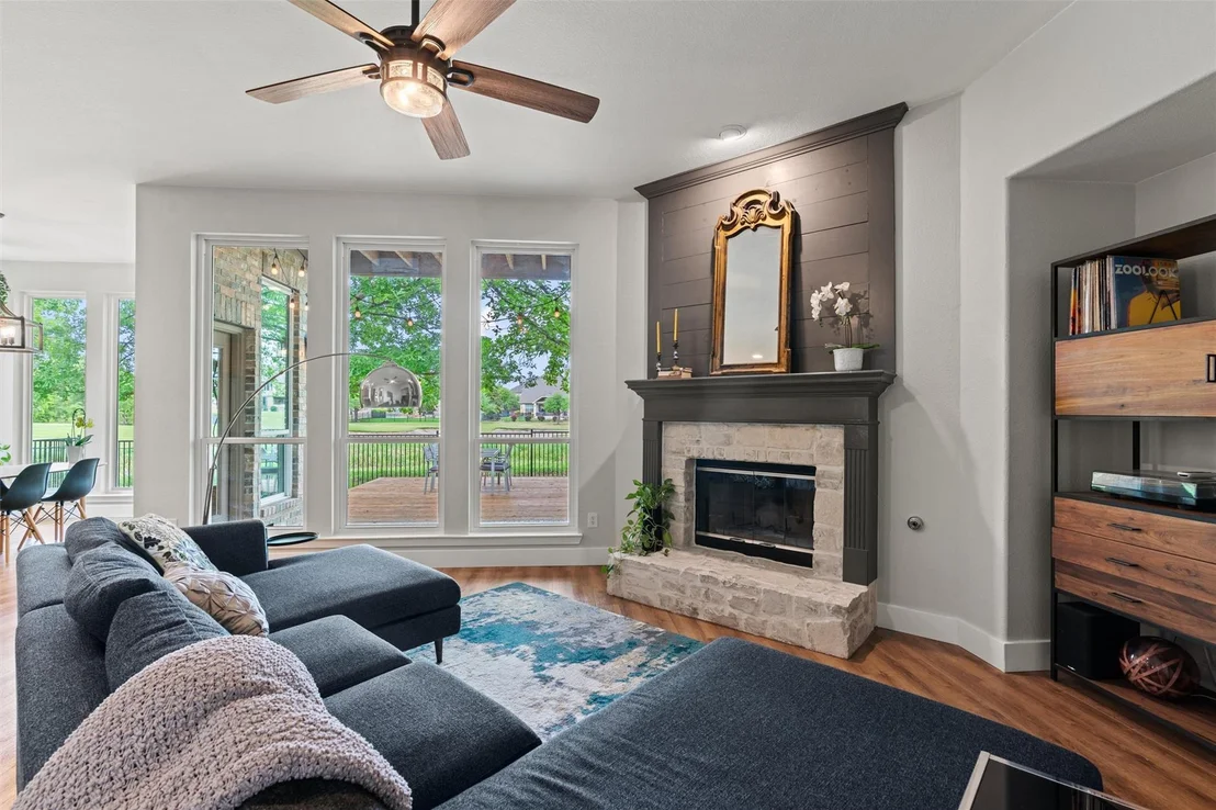 Photo of 1308 Hillridge DR