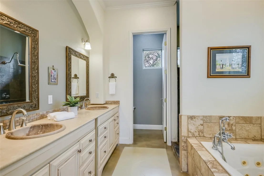 Photo of 4908 Canyon Ranch TRL