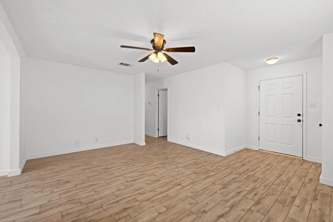 Photo of 105 Stanford DR