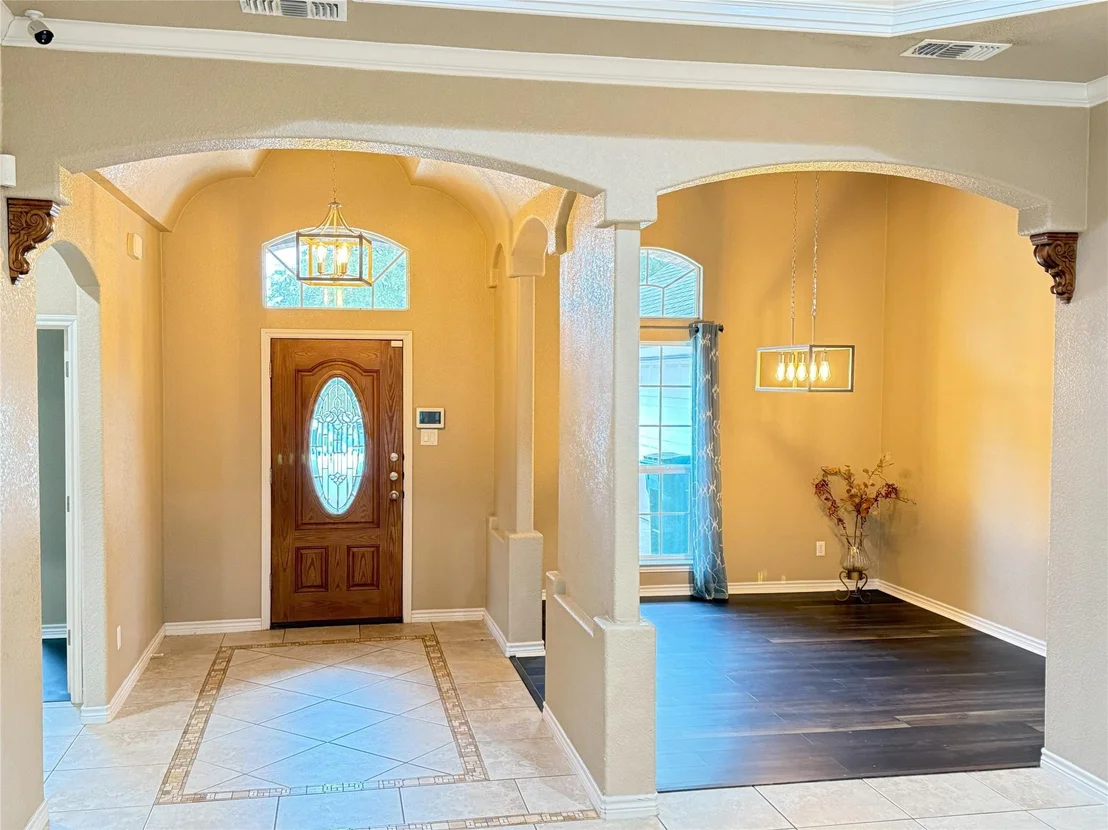 Photo of 2535 Jackson DR