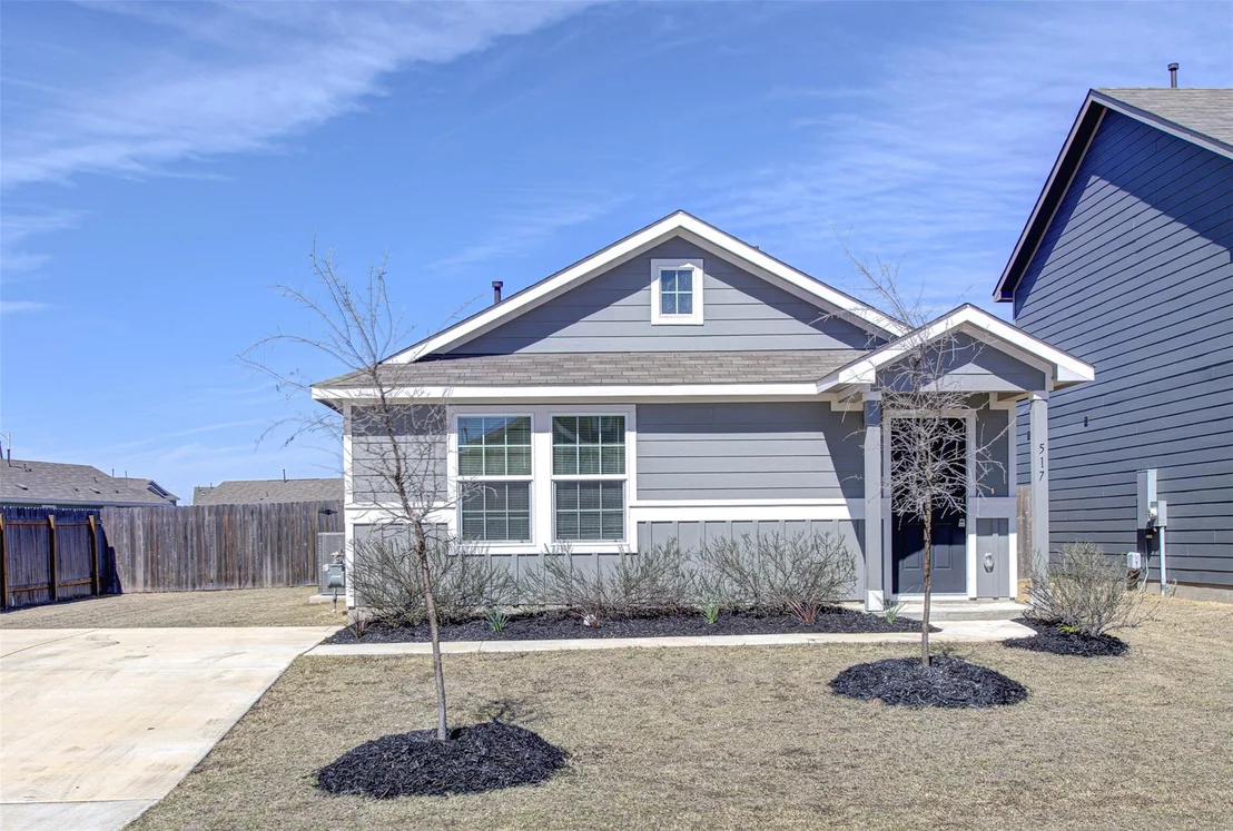 Photo of 517 Thunderstorm Ave