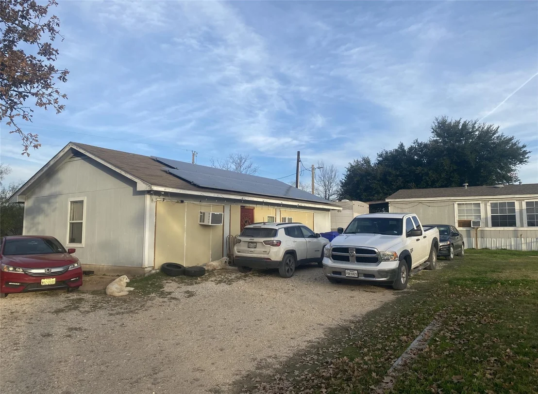 Photo of 548 Lower Elgin RD