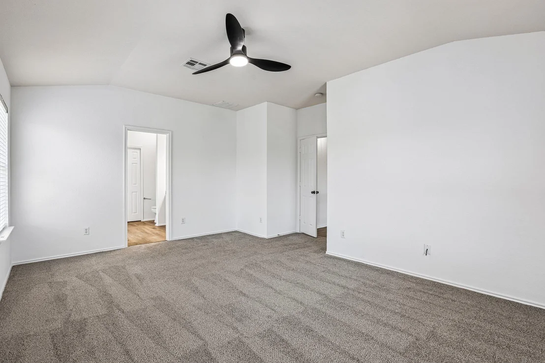 Photo of 1000 Monadale TRL