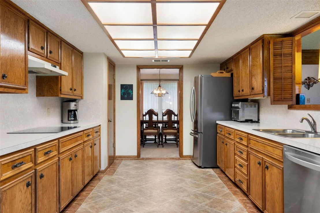 Photo of 1409 Thaddeus CV