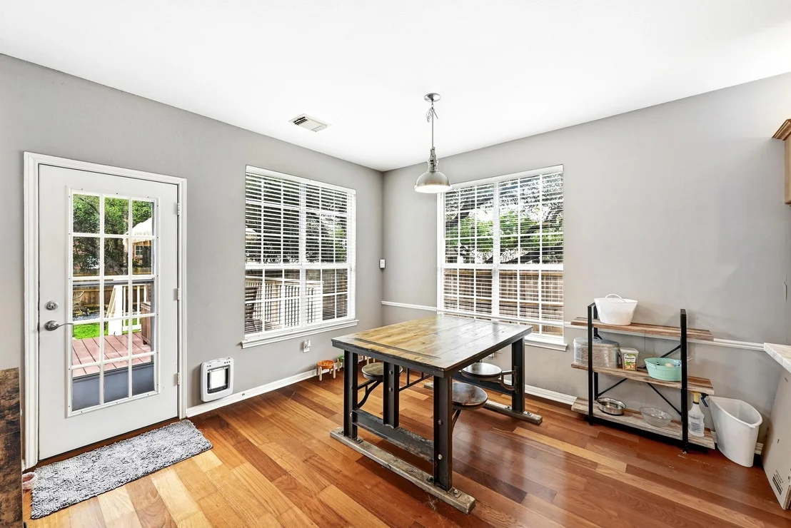Photo of 1602 Michael Robert WAY