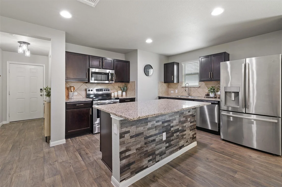 Photo of 104 San Bernard TRL