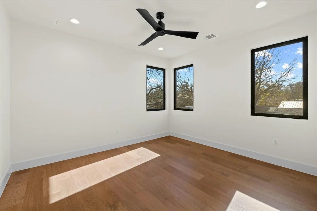 Photo of 5805 Mojave DR