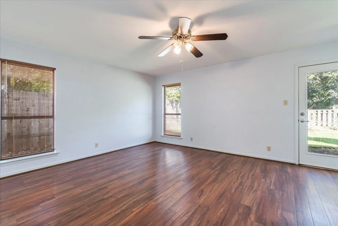 Photo of 7300 Tanbark CV