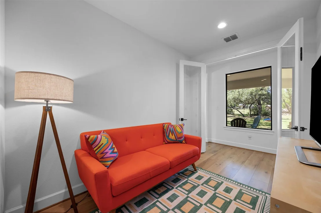Photo of 114 Winding Oak DR
