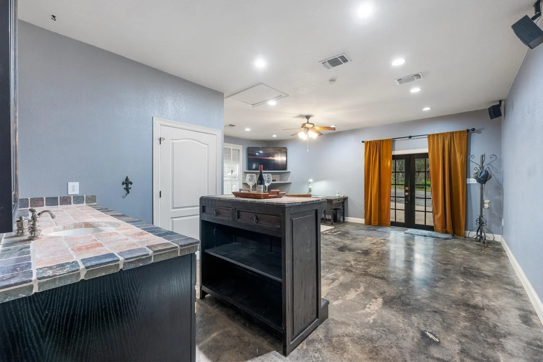 Photo of 10921 Long Branch DR