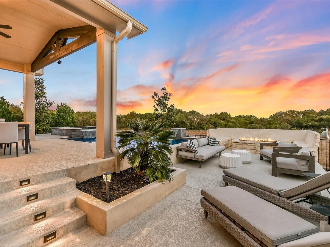 Photo of 361 Washington DR