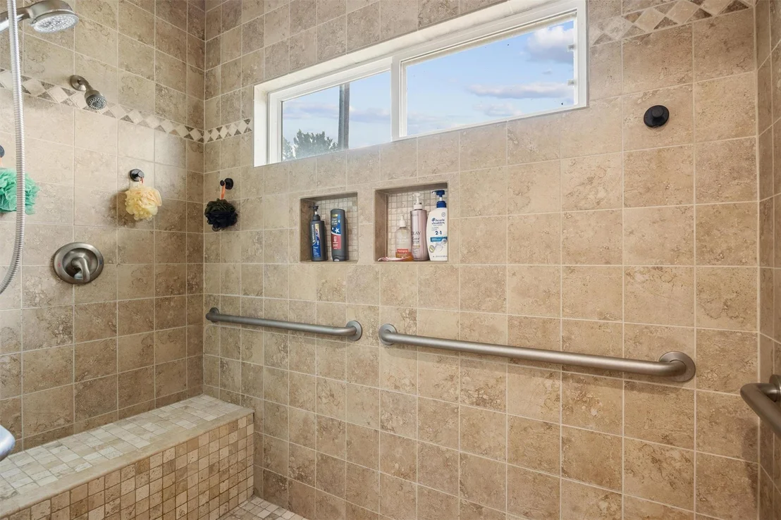 Photo of 2150 County Road 282