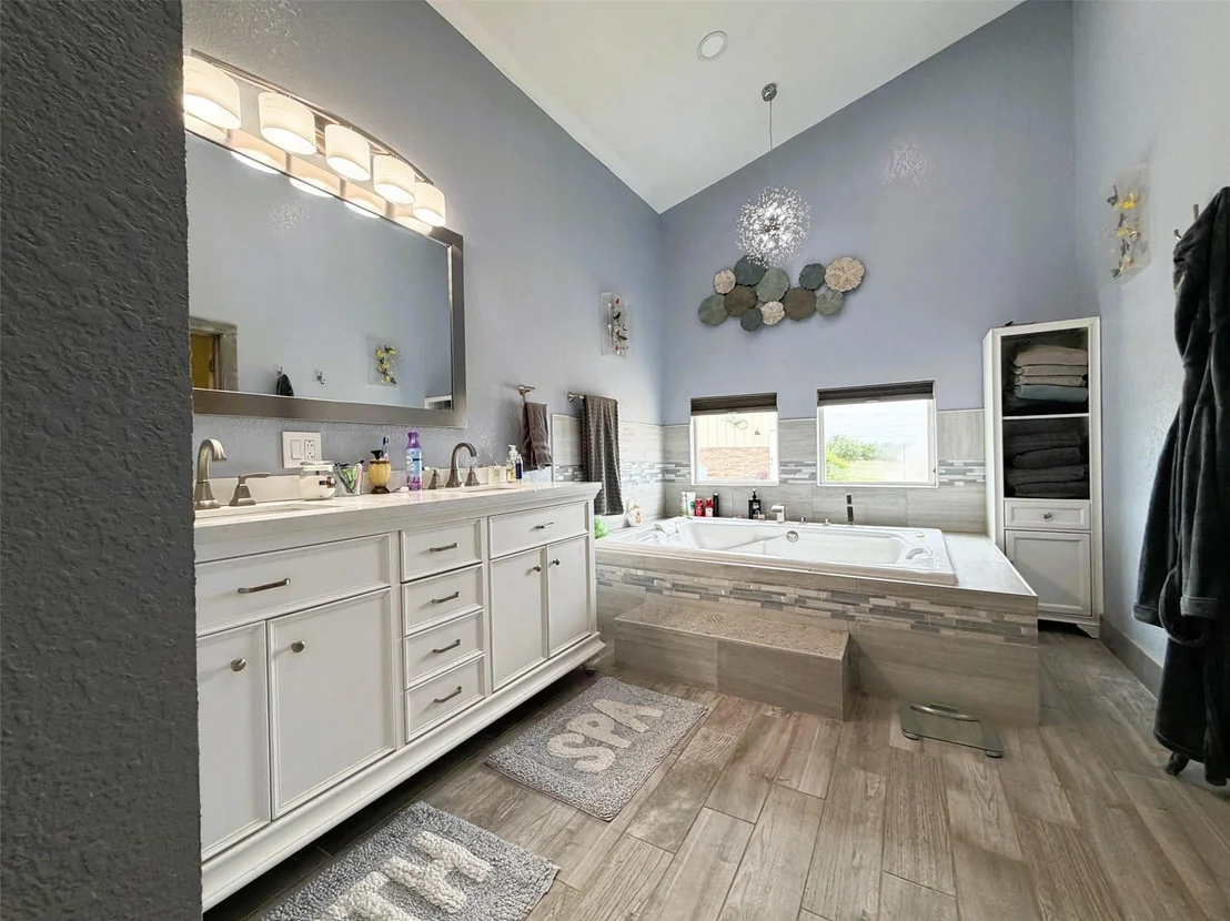 Photo of 397 Private Road 3072