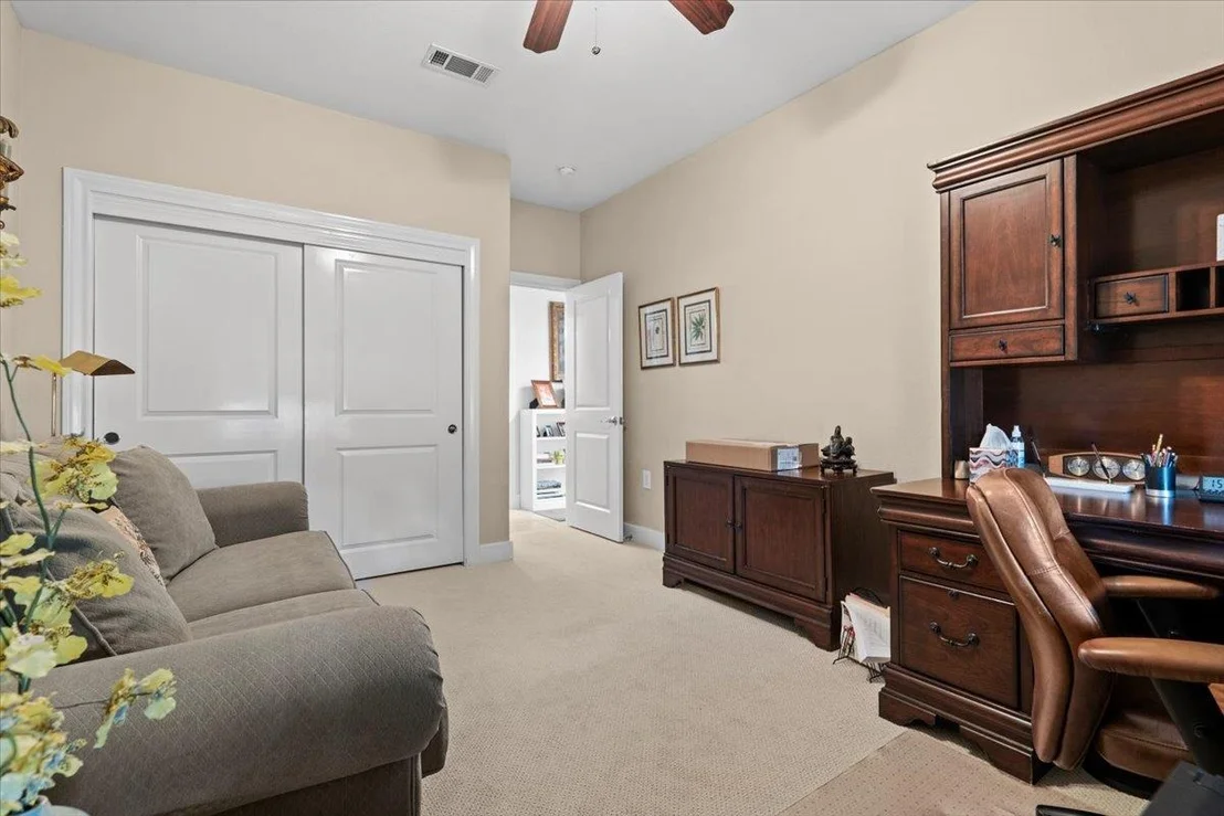 Photo of 503 Breezeway LN