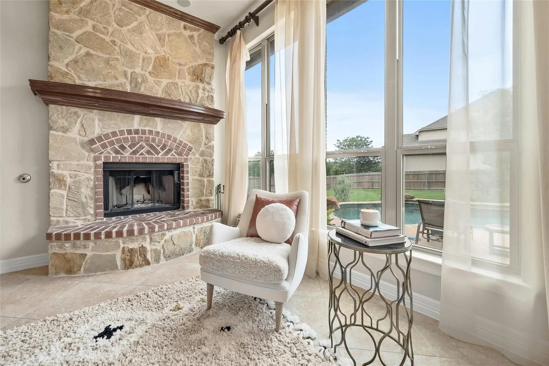 Photo of 331 Aspen DR