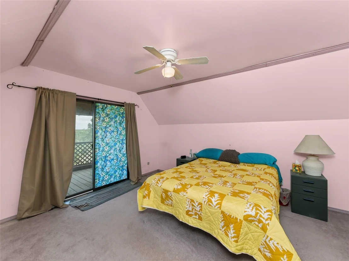 Photo of 499 Hidden Oaks DR