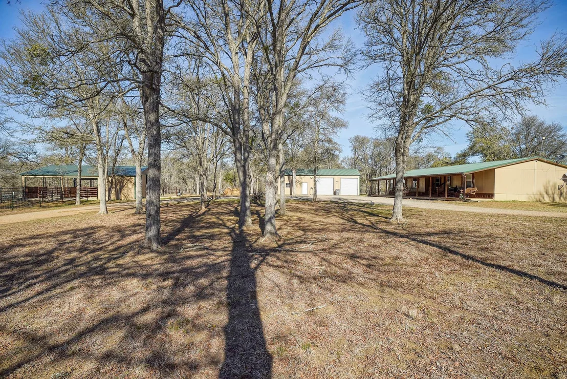Photo of 1675 Watterson RD