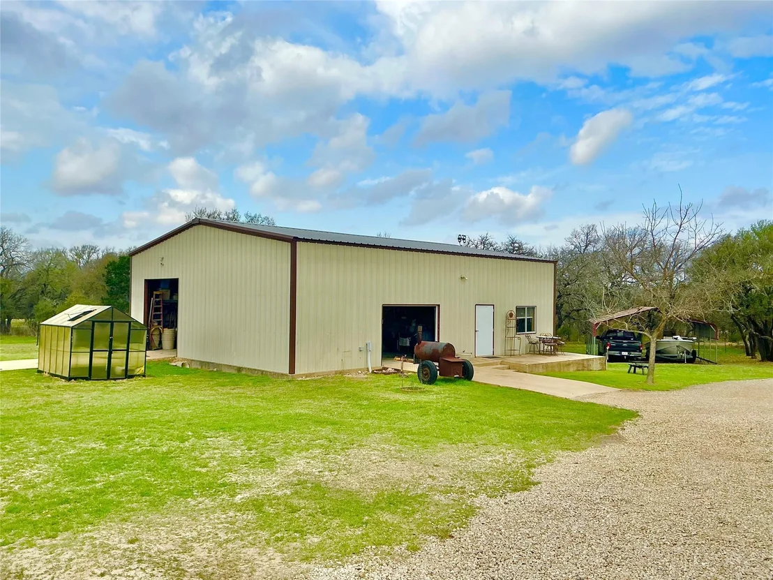 Photo of 2501 County Road 228