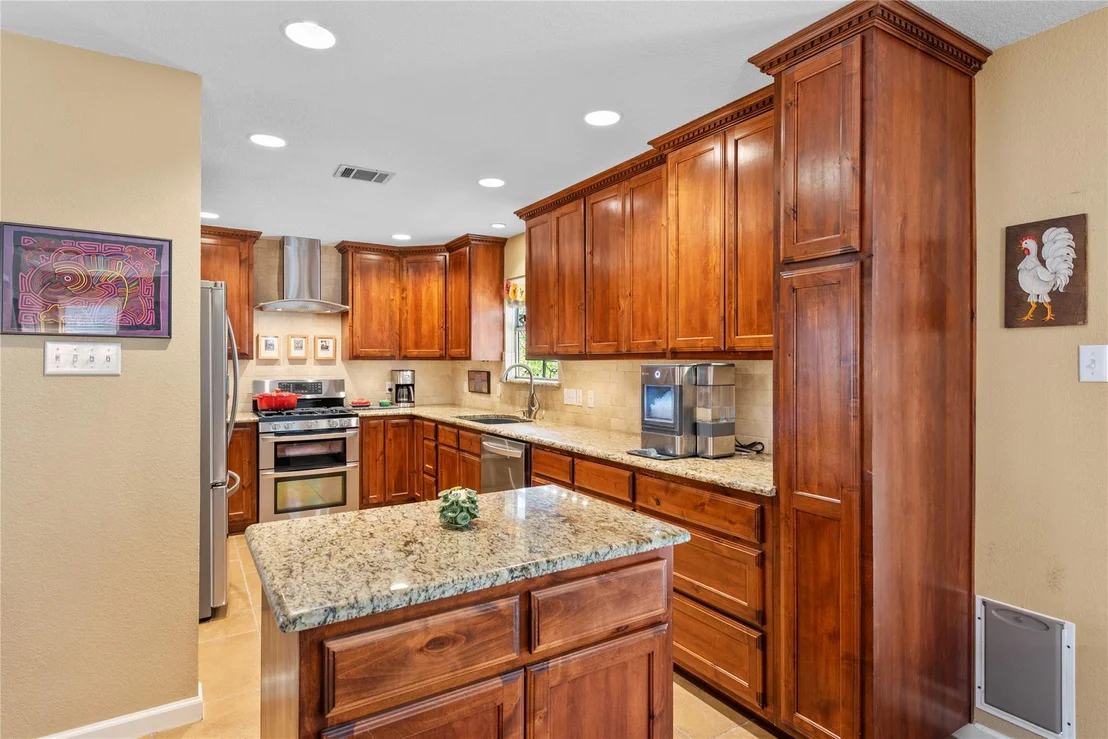 Photo of 1101 Brecon LN
