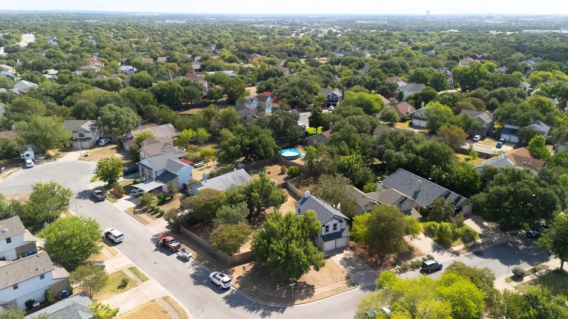Photo of 806 Brook BND