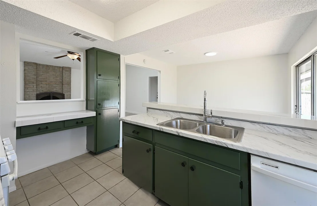 Photo of 404 Northwood DR