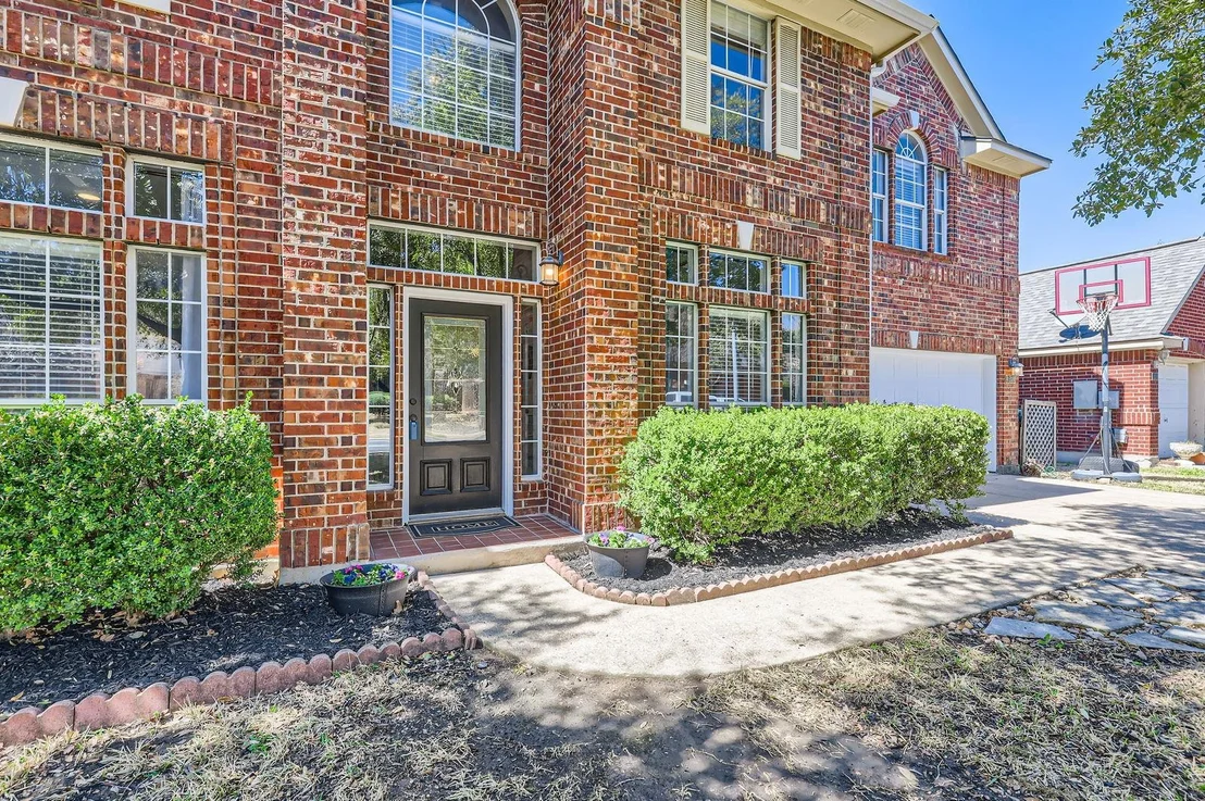 Photo of 4218 N Summercrest LOOP