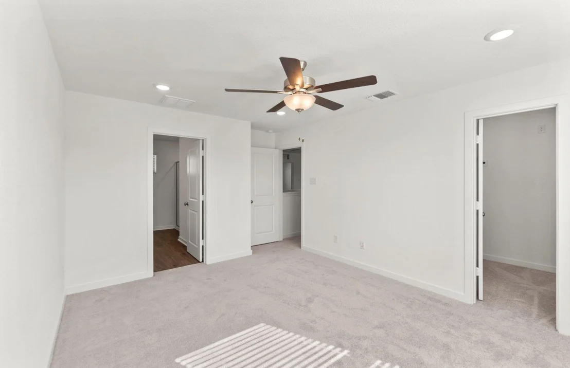 Photo of 590 Rubber Tree WAY