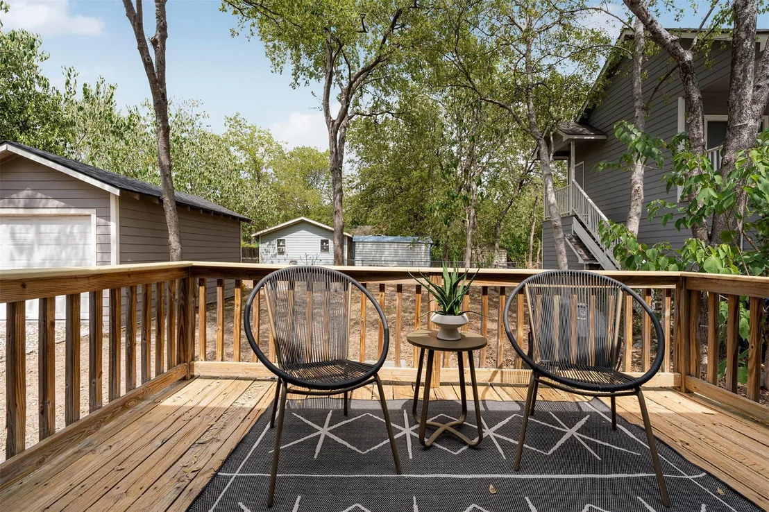Photo of 500 Denson DR