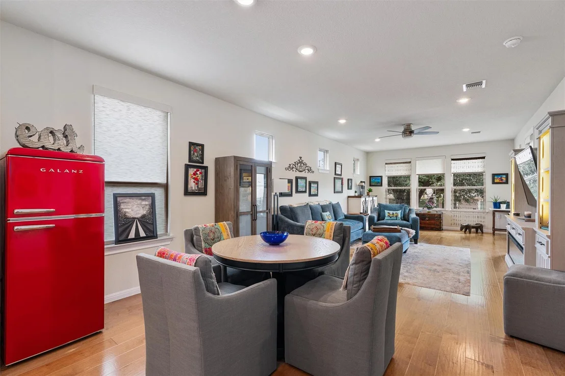 Photo of 706 Kitty Hawk RD