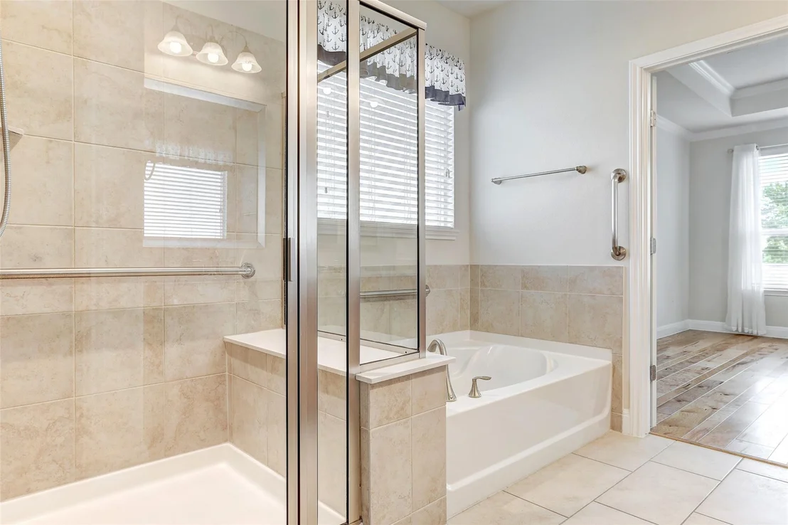 Photo of 2 Acacia WAY