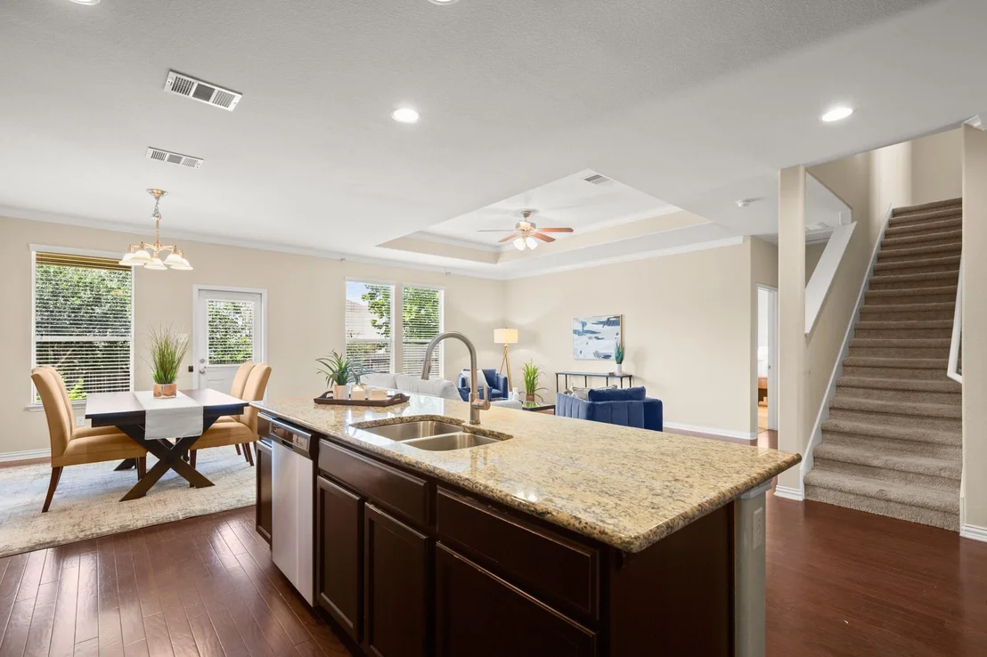 Photo of 204 Carrington DR