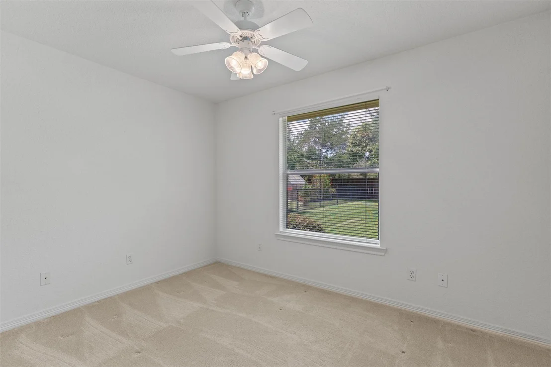 Photo of 106 Stacey LN