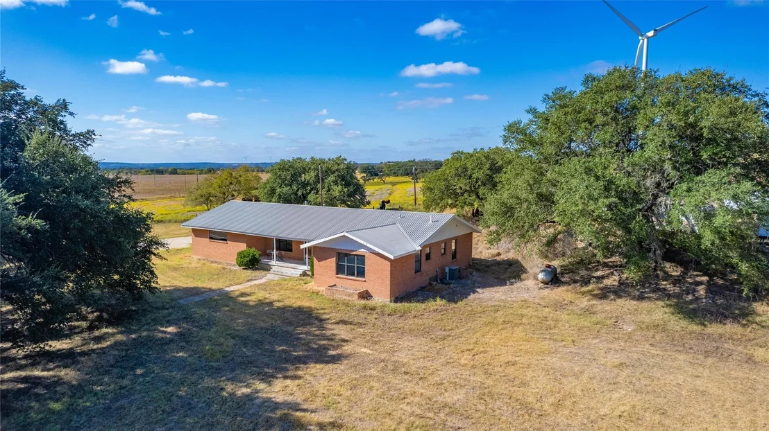 Photo of 490 County Road 332