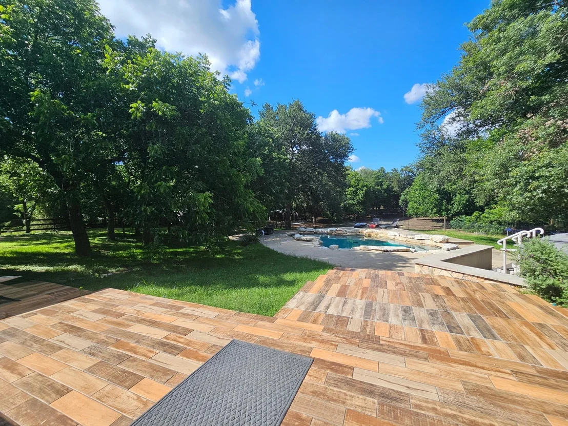 Photo of 1060 Great Oaks DR