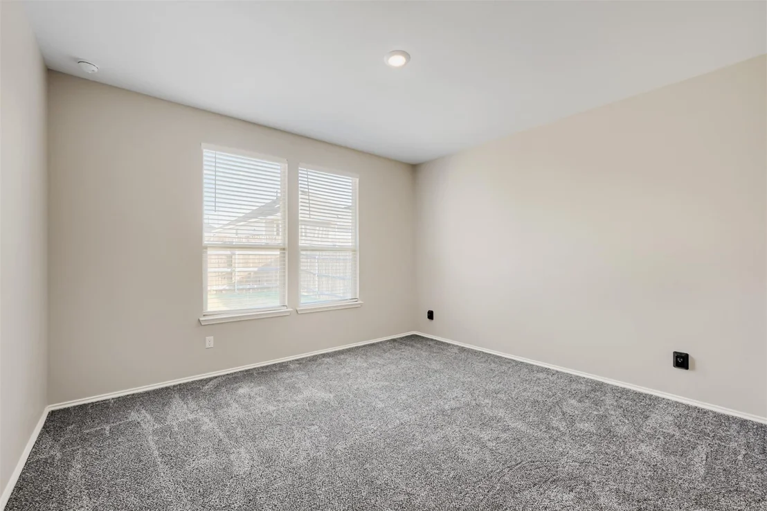 Photo of 324 Harper LN