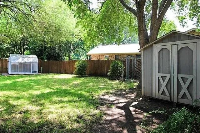 Photo of 303 Willow Wood DR