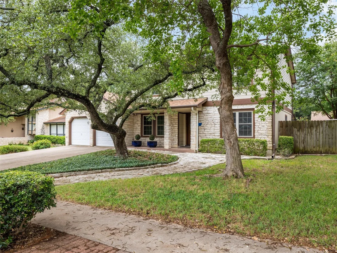 Photo of 12208 Antoinette PL