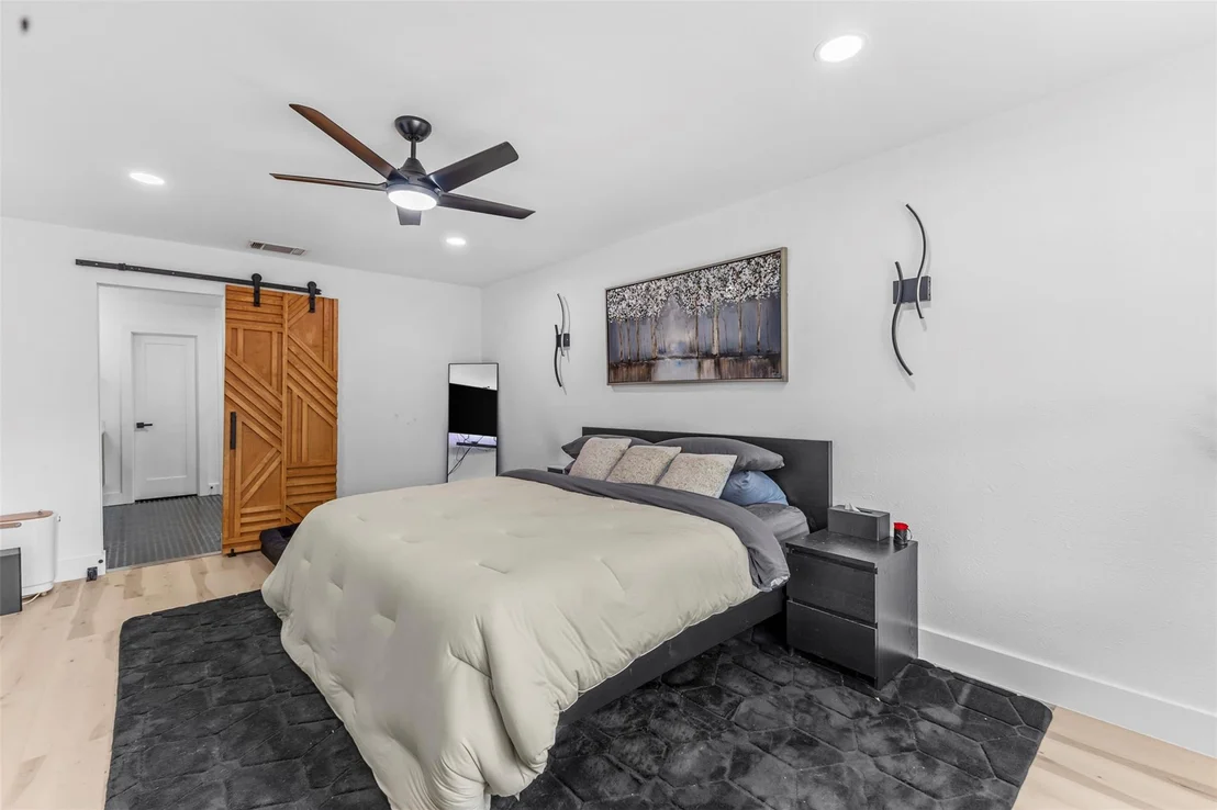 Photo of 3301 Western DR