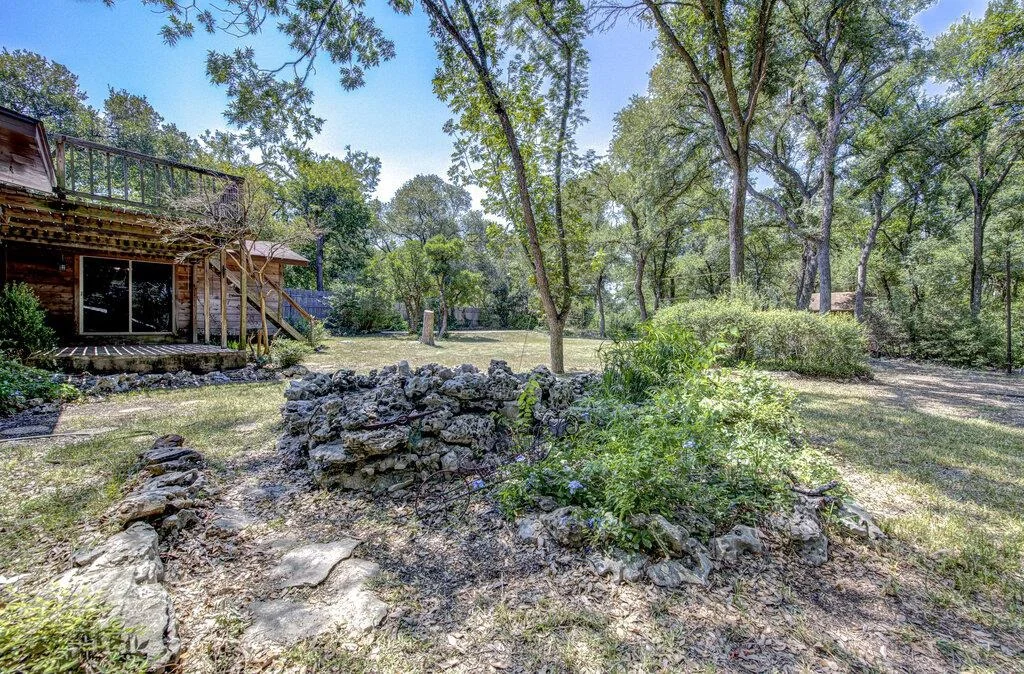 Photo of 8205 Cliffview DR