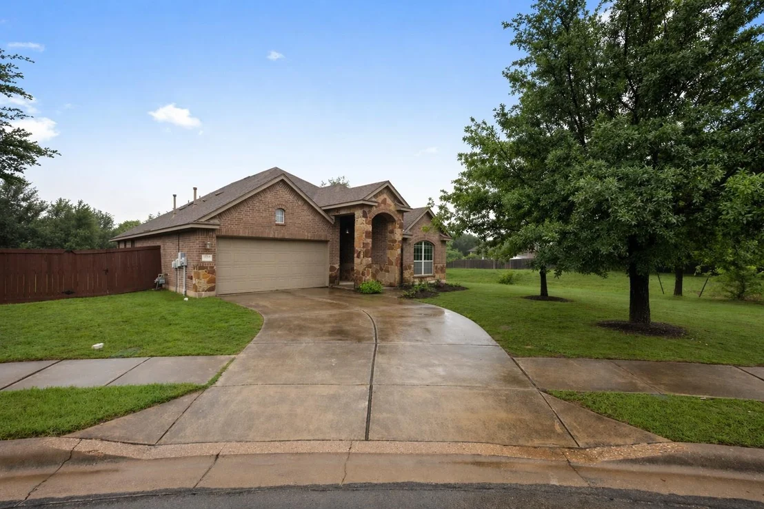 Photo of 9513 Bentley Garner LN