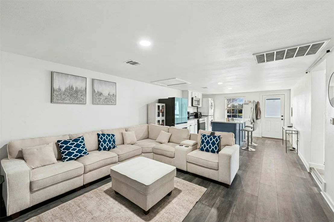 Photo of 14300 Summit View DR