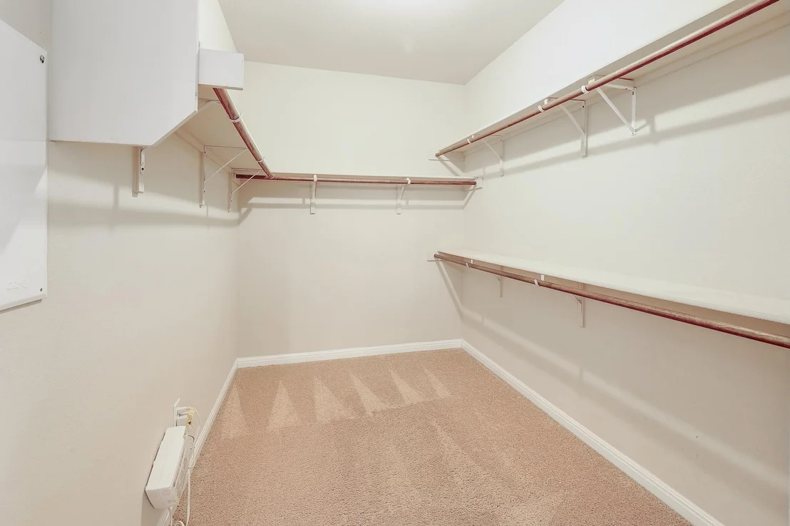 Photo of 16213 Cantania CV