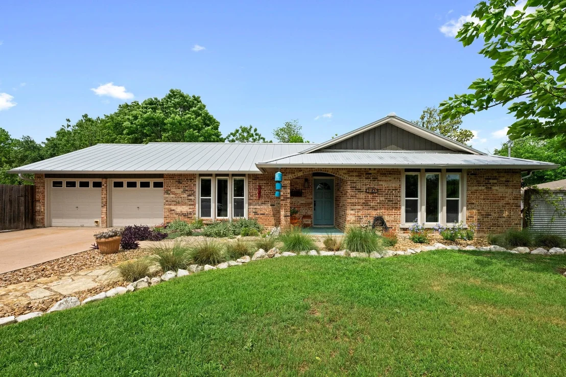 Photo of 2400 Rustic Oak LN