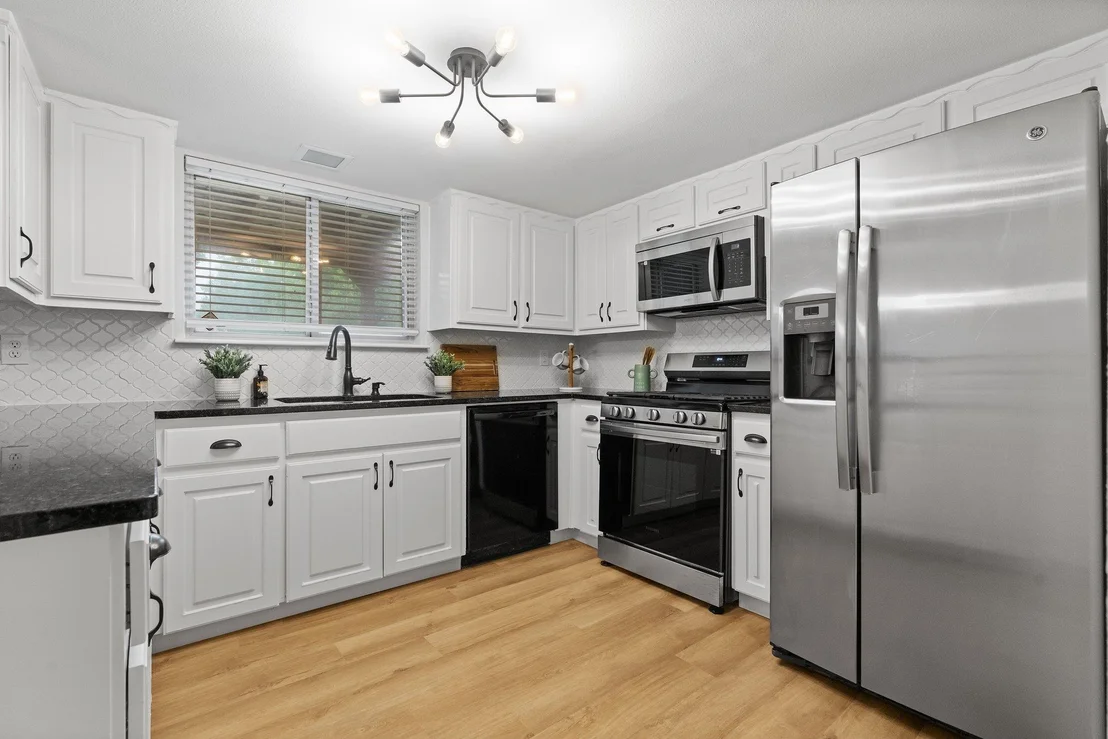 Photo of 10416 Doering LN