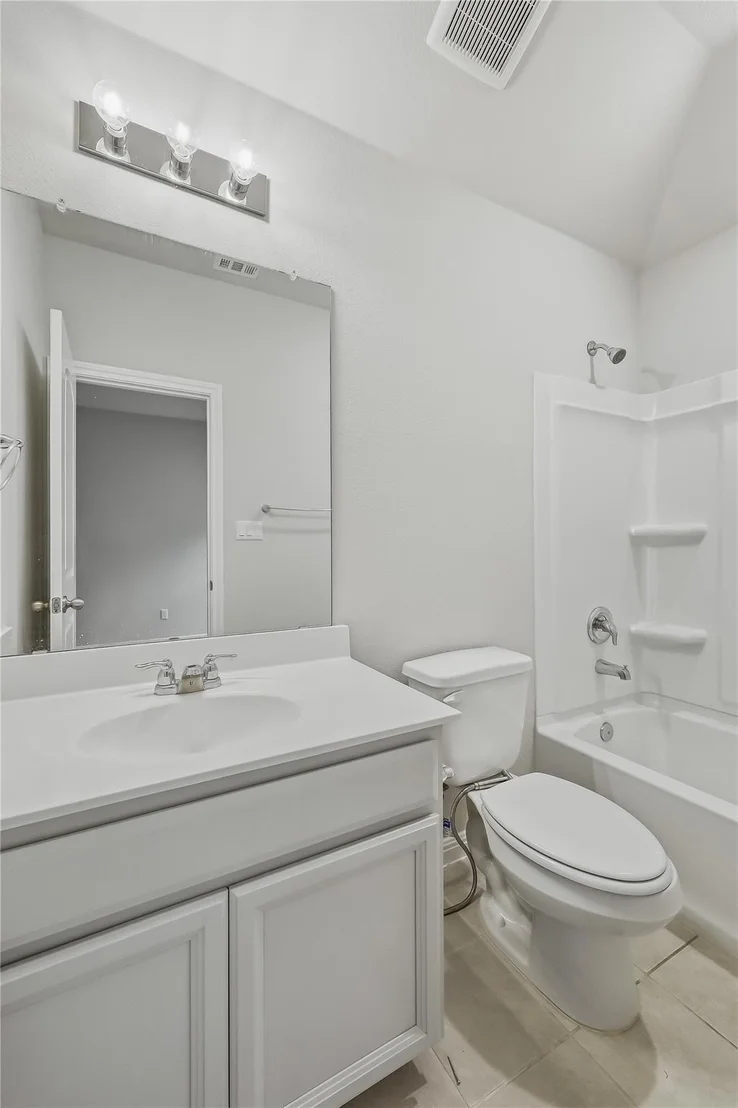Photo of 2520 Roosevelt RD