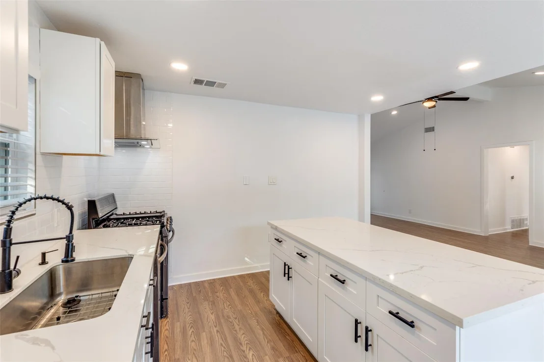 Photo of 1107 Chesapeake DR