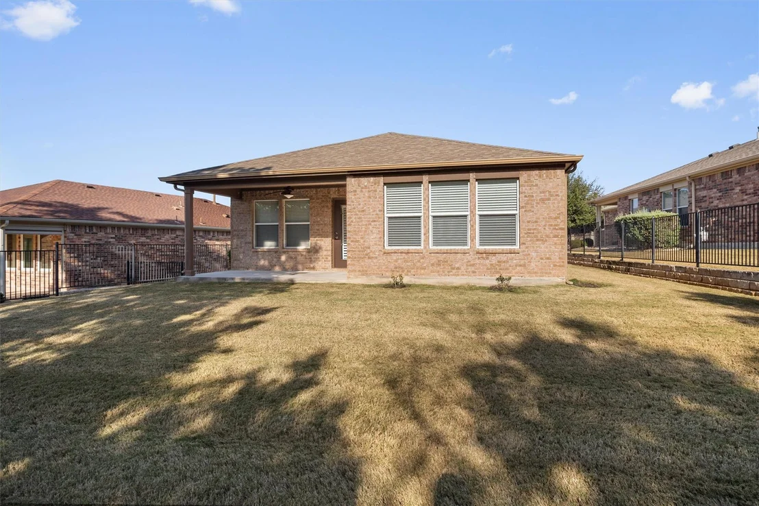 Photo of 307 Kickapoo Creek LN