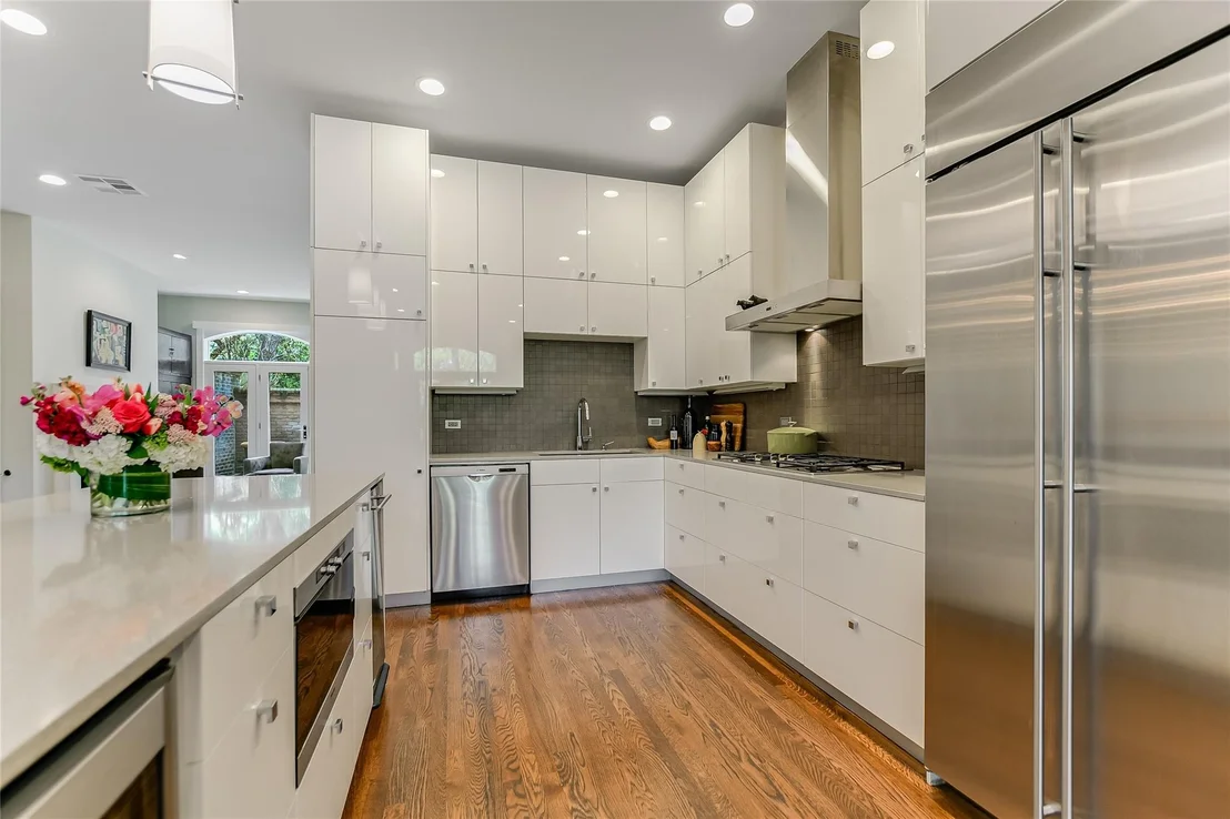 Photo of 3718 Bridle PATH