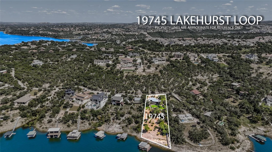 Photo of 19745 Lakehurst LOOP