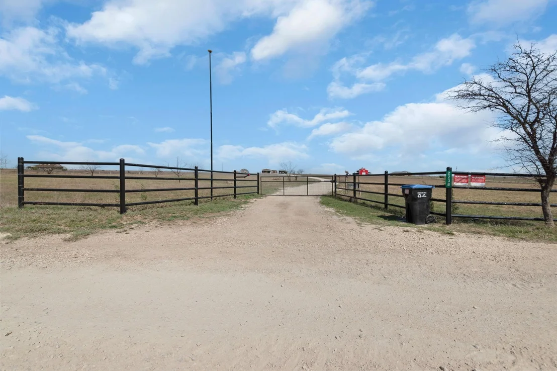 Photo of 2238 County Road 2109